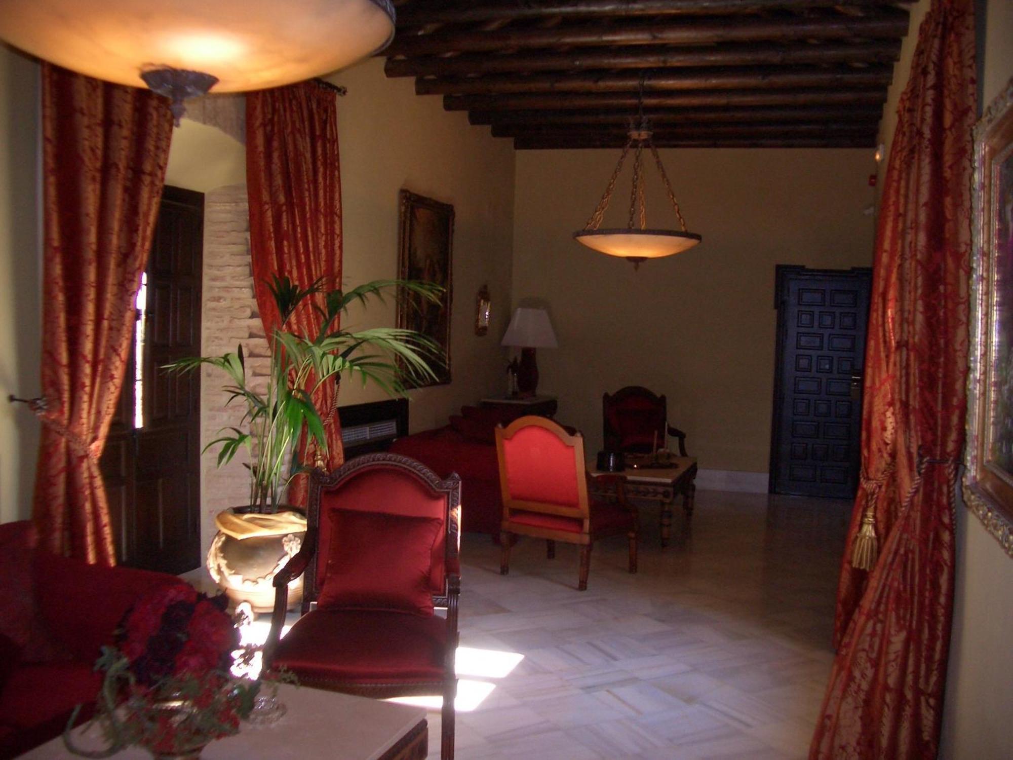 Hacienda Los Jinetes Carmona  Oda fotoğraf